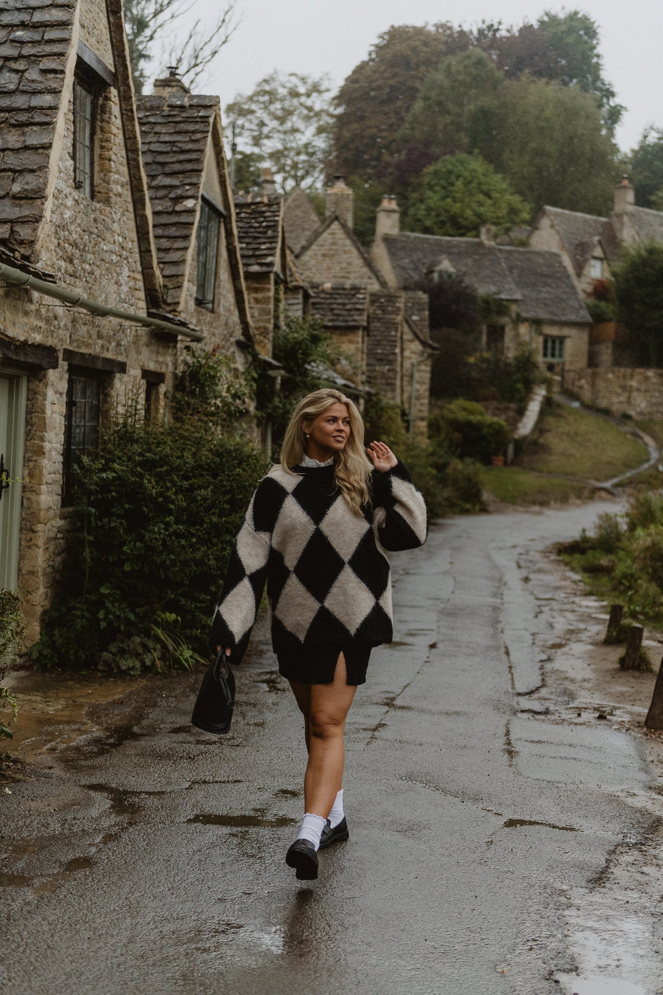 NMSUTTON Pullover - Obsidian